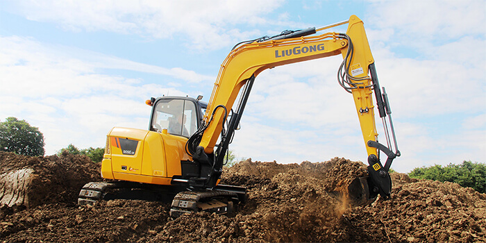 9 Ton Digger Hire / Excavator - Liugong 